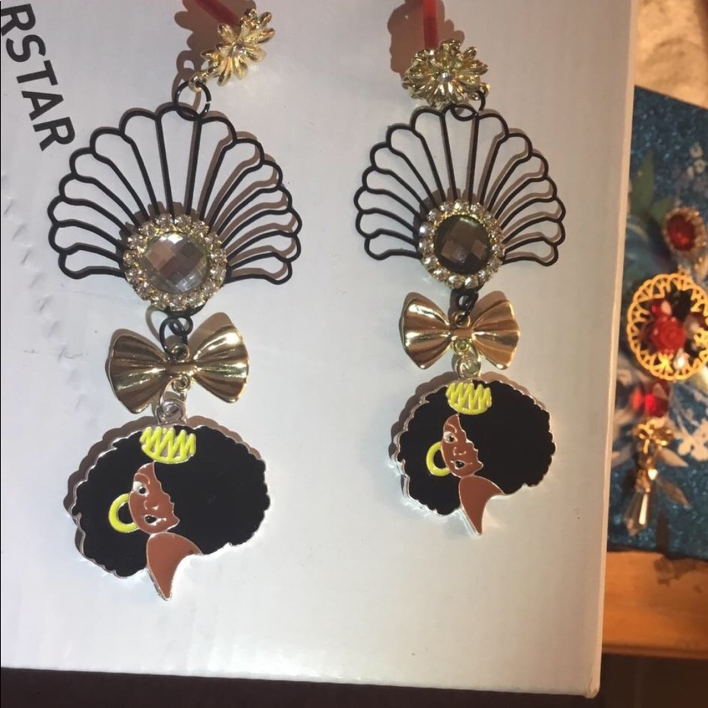 Afro queen earrings